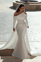 Glamouröses Meerjungfrauen-Brautkleid aus Satin mit Ein-Schulter-Träger, langen Ärmeln und Rüschen