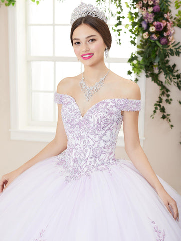 Quinceanera-Kleid mit Glitzerapplikation und Herzausschnitt von House of Wu 26955