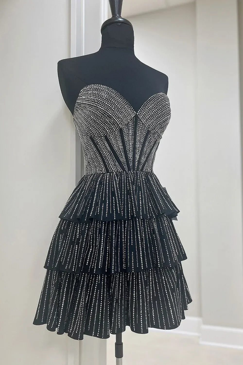 Glitzer-Schwarz Trägerloses A-Linien Korsett Kurzes Homecoming-Kleid mit Perlenstickerei