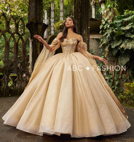 Glitzerndes Quinceanera-Kleid mit Cape-Ärmeln von Ragazza EV28-628