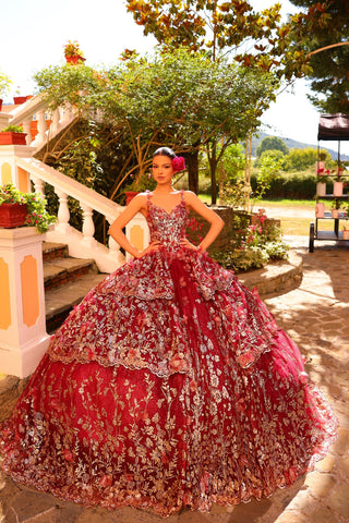 Quinceanera-Kleid mit Glitzerdruck und V-Ausschnitt von Amarra 54275