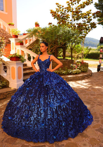 Quinceanera-Kleid mit Glitzerdruck und V-Ausschnitt von Amarra 54275