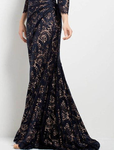 Meerjungfrau/Trompete Kleid für die Brautmutter, Hochzeitsgast, elegant, V-Ausschnitt, Pinselschleppe, Spitze, lange Ärmel, nein, mit gerüschten Applikationen