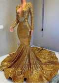 Vestido de fiesta sirena con escote en V, mangas largas doradas y lentejuelas con apliques