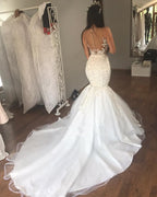 Prächtiges langes Meerjungfrauen-Brautkleid mit Herzausschnitt, Spitze, Knopfleiste und rückenfrei