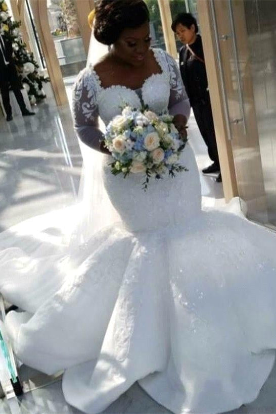Prächtiges Meerjungfrau-Spitzen-Brautkleid mit Kapellenschleppe, langen Ärmeln und Applikationen