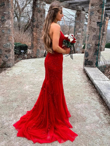 Lindos vestidos de baile compridos vermelhos com renda e costas nuas