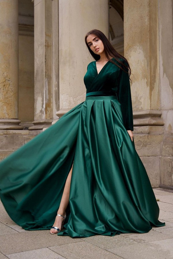 Green Long Sleeves A-line V-neck Velvet Prom Dress with Slit