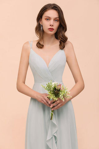 Graues Brautjungfernkleid Spaghetti V-Ausschnitt Rüschen Strandhochzeitspartykleid
