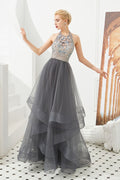 Robe de bal Aline à perles col halter Étage en tulle Robe de soirée sans manches