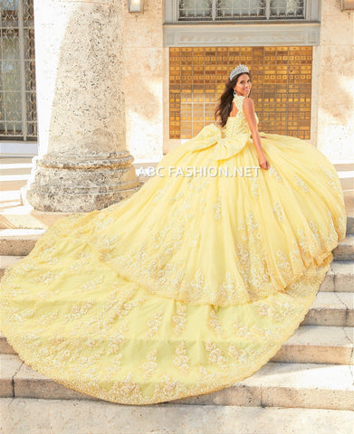Vestido de quinceanera com alças e cauda da House of Wu 26032T