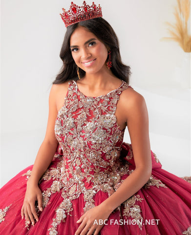 Vestido de quinceanera com alças e cauda da House of Wu 26032T