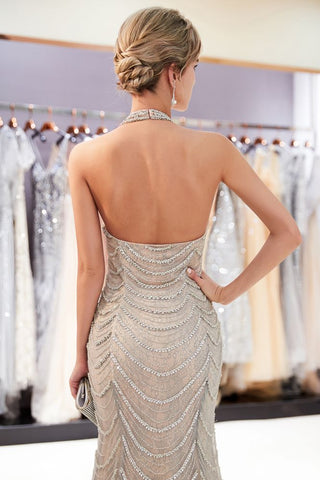 Neckholder-ärmelloses langes Meerjungfrau-Abendkleid mit Paillettenmuster