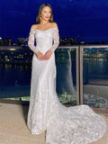 Abito da Sposa con Scollo Spalla Scoperta, Maniche Lunghe, Strascico a Corte e Pizzo su Fodera/Colonna