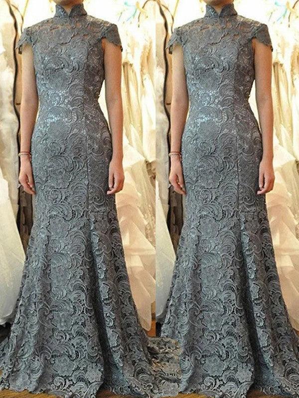 Vestidos de mãe da noiva trompete/sereia, renda, franzido, gola alta, manga curta, cauda longa/escova