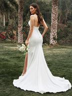 Vestidos de noiva com bainha/coluna, crepe elástico, folhos, cai-cai, sem mangas, cauda longa/escova