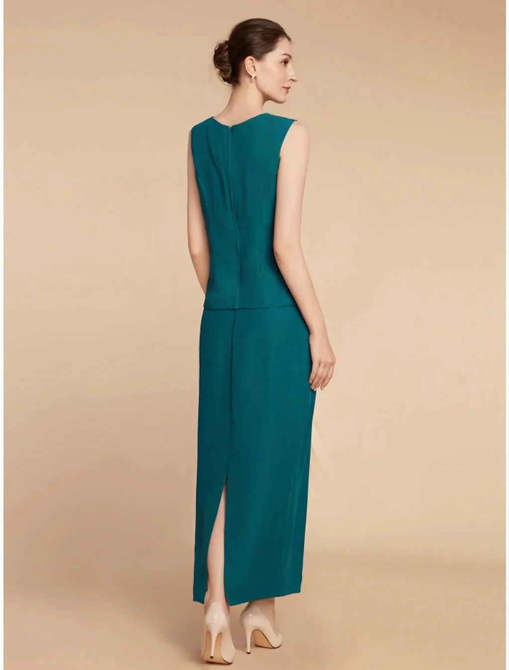 Vestido tubinho/coluna para mãe da noiva, convidada de casamento, elegante, simples, decote em joia, comprimento até ao tornozelo, chiffon, manga comprida, com racha frontal, franzido, cor sólida