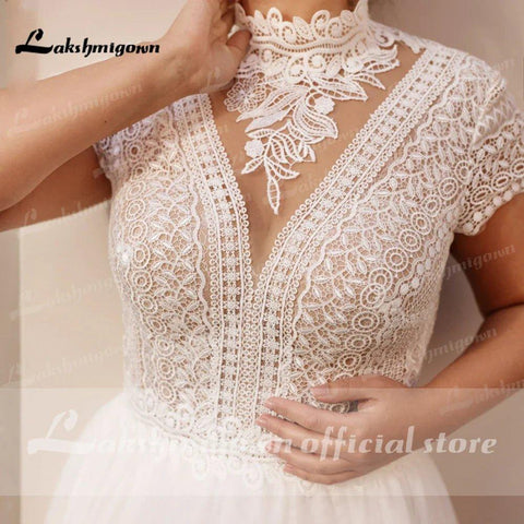 Vestidos de noiva com gola alta, manga curta, aplicações em tule, pérolas cobertas, botões, corte A, vestidos de noiva NumberSea 