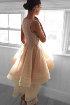 Hoch-Tief Pfirsich Spitze Kurzes Homecoming-Kleid Partykleider PG142