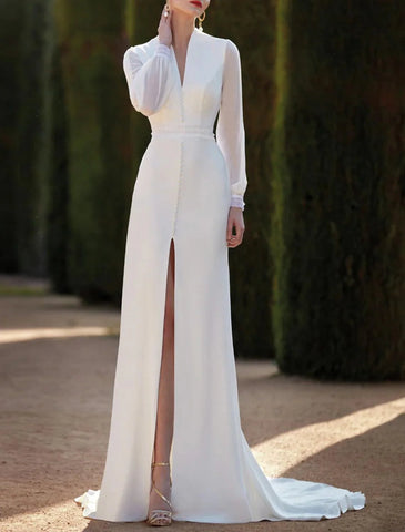 Hall Open Back Royal Style Formelle Herbst-Brautkleider Etui/Säule V-Ausschnitt Langarm Hofschleppe Stretch-Stoff Brautkleider mit geteilter Vorderseite Volltonfarbe