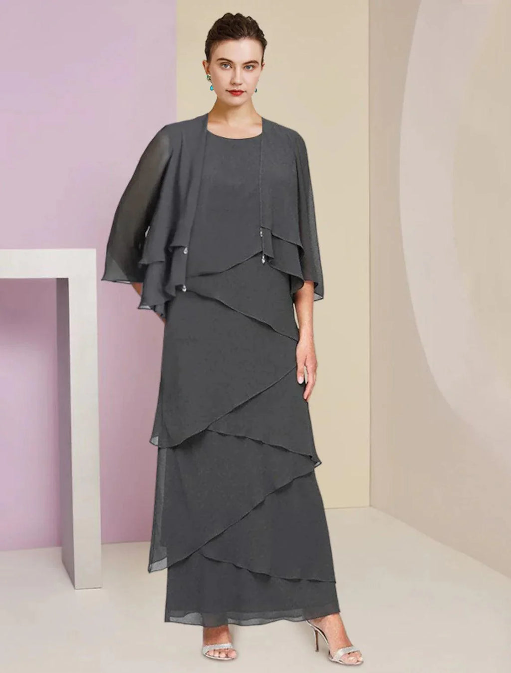 Vestido tubinho/coluna para mãe da noiva, convidada formal para casamento, elegante, decote redondo, comprimento até ao tornozelo, chiffon, sem mangas, com folhos em cascata