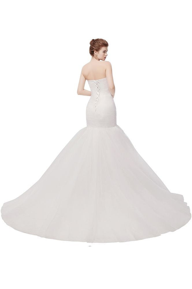Elfenbein-Tüll-Süßherz-Schleppkleid ohne Träger mit Schnürung