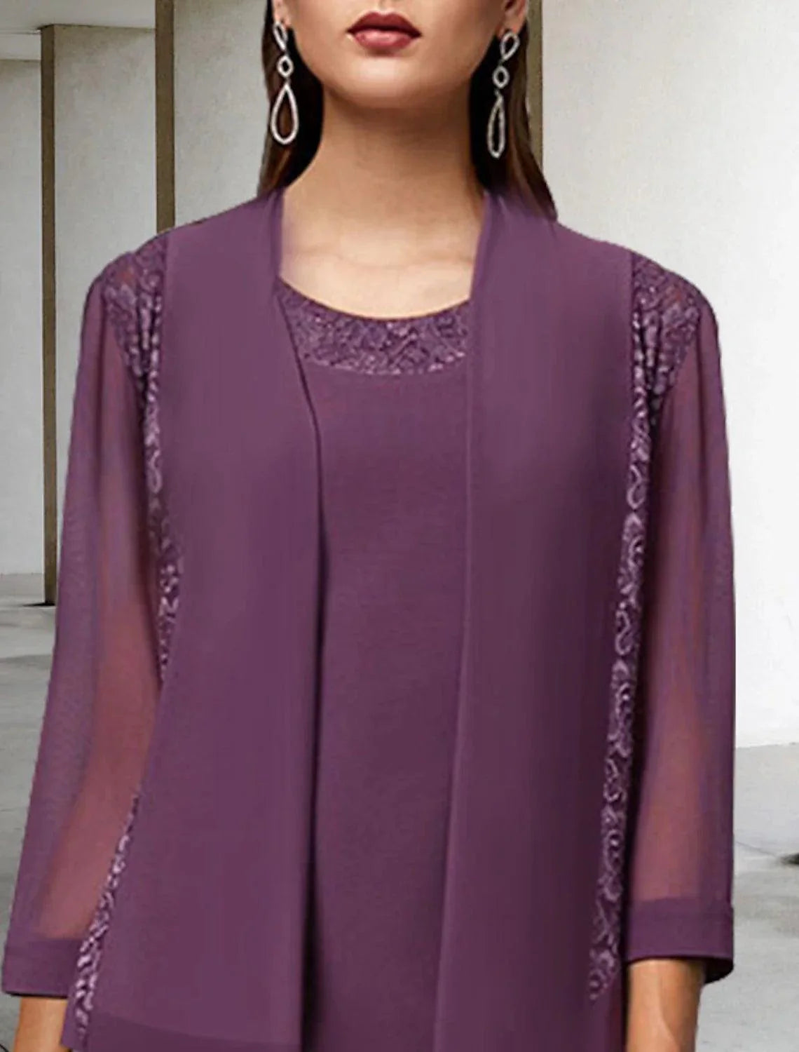 Vestido de mãe da noiva em duas peças, corte A, elegante, decote em joia, comprimento chá, chiffon, renda, sem mangas, incluído com cor sólida