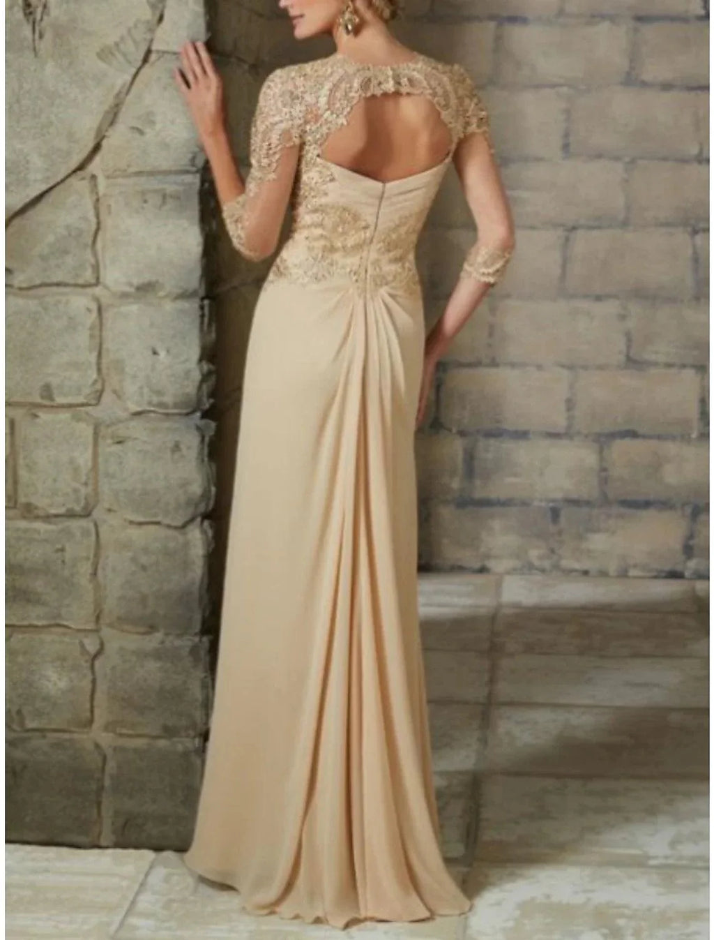 Vestido/coluna de corte direito para mãe da noiva, convidada de casamento, elegante, decote em V, cauda/escova comprida, chiffon, renda, manga 3/4 com franzido, cor sólida