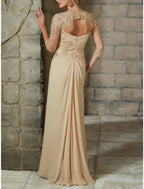 Vestido/coluna de corte direito para mãe da noiva, convidada de casamento, elegante, decote em V, cauda/escova comprida, chiffon, renda, manga 3/4 com franzido, cor sólida