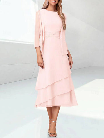Elegantes, gestuftes Chiffon-Überkleid mit 3/4-Ärmeln für Hochzeitsgäste im Kleid für die Brautmutter enthalten