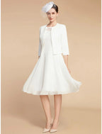 Vestido de mãe da noiva em duas peças, corte A, elegante, pequeno, decote em joia, comprimento até ao joelho, chiffon, renda, manga 3/4 com pregas, cor sólida