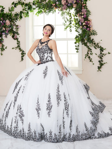 Vestido de quinceanera com aplicações de renda e ilusão da House of Wu 26959