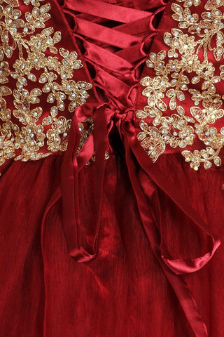 Ärmelloses Ballkleid mit Spitzenapplikation von Cinderella Couture 5041