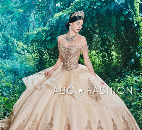 Vestido de quinceanera com aplicações de renda e decote em coração da House of Wu 26945