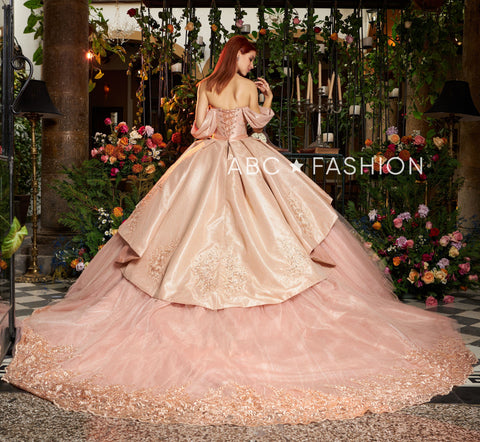 Quinceanera-Kleid mit Spitzenmieder und Korsett von Ragazza EV07-607