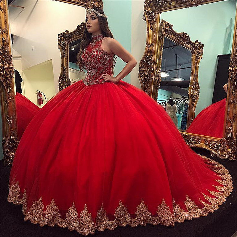 Último vestido de baile comprido com gola alta em tule vermelho Quinceanera