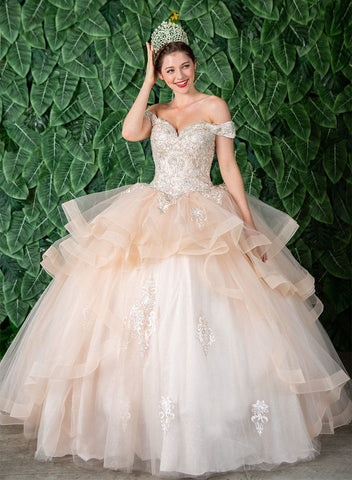 Mehrlagiges schulterfreies Quinceanera-Kleid von Calla KY018383