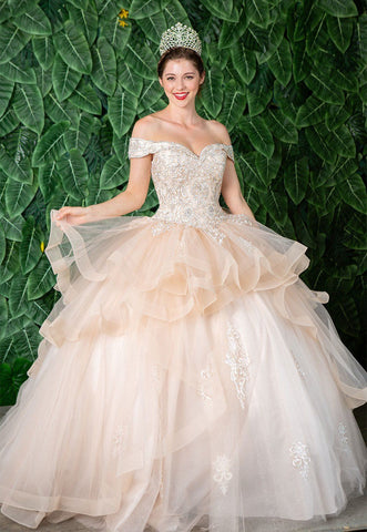 Mehrlagiges schulterfreies Quinceanera-Kleid von Calla KY018383
