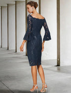 Vestido de mãe da noiva de duas peças, estilo coluna, formal, para festa de casamento, elegante, ombro de fora, comprimento até ao joelho, chiffon, renda, imitação de seda, manga 3/4 com laço(s)