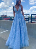 Vestido de fiesta largo en línea A, azul claro, escote en V profundo, tul, encaje y bolsillos