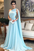 Hellblaues One-Shoulder-Ballkleid aus Chiffon mit Falten und transparentem Illusion-Rücken PG977