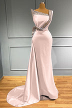 Langes, ärmelloses Meerjungfrau-Ballkleid mit einer Schulter und Rüschen und Perlen