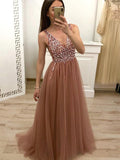 Robe de soirée formelle pour bal de promo en tulle avec perlage, longue, en ligne A et à encolure en V