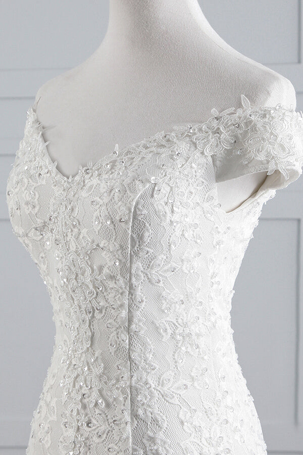 Langes Meerjungfrau-Spitzen-Trägerloses Schnürkleid Brautkleid