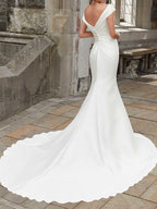 Lange Meerjungfrau-Trägerlos-Satin-Brautkleider