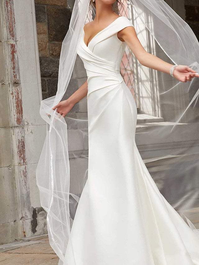 Lange Meerjungfrau-Trägerlos-Satin-Brautkleider