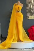 Langes Meerjungfrau-Ballkleid mit One-Shoulder-Träger und Perlenbesatz im Tüll-Stil mit Schlitz