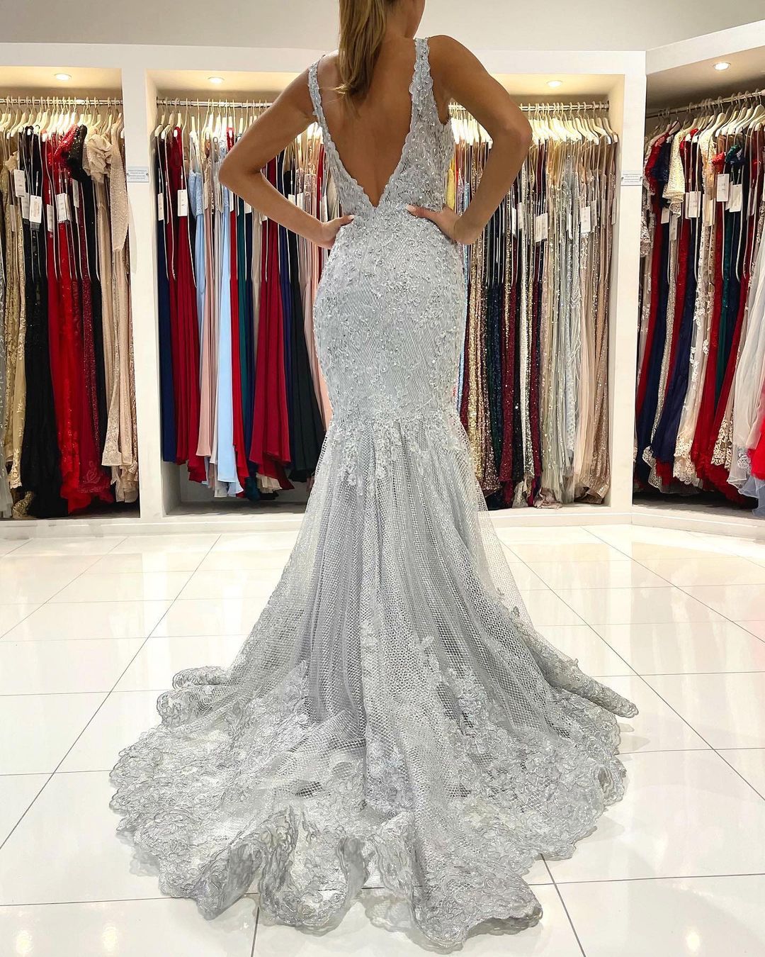 Long Mermaid Open Back V-neck Tulle Lace Prom Dress