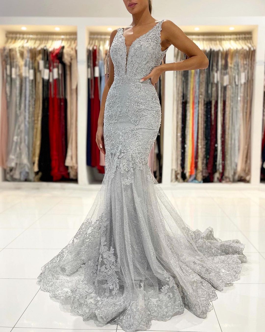 Long Mermaid Open Back V-neck Tulle Lace Prom Dress