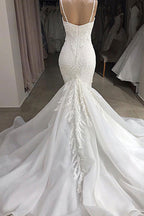 Langes Meerjungfrau-Spaghettiträger-Applikationen-Spitzen-Brautkleid
